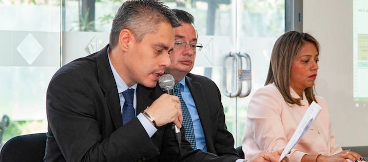 Adjudican contratos para terminar obras Cordillera Central
