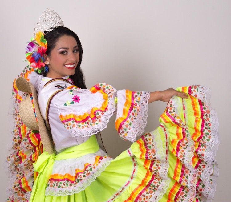 Huérfana la señorita Tolima al reinado nacional del Bambuco