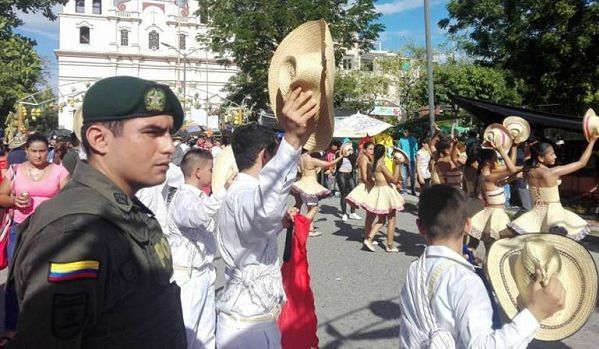 Setecientos policías reforzarán la seguridad del Festival Folclórico en Ibagué