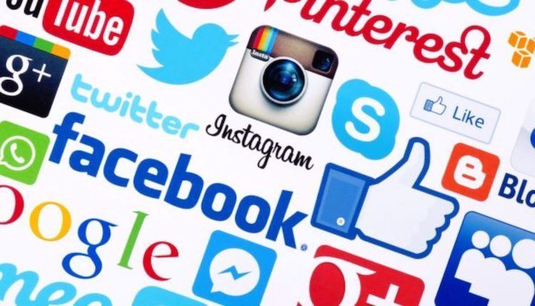 Falla en redes sociales obliga a hablar a la gente