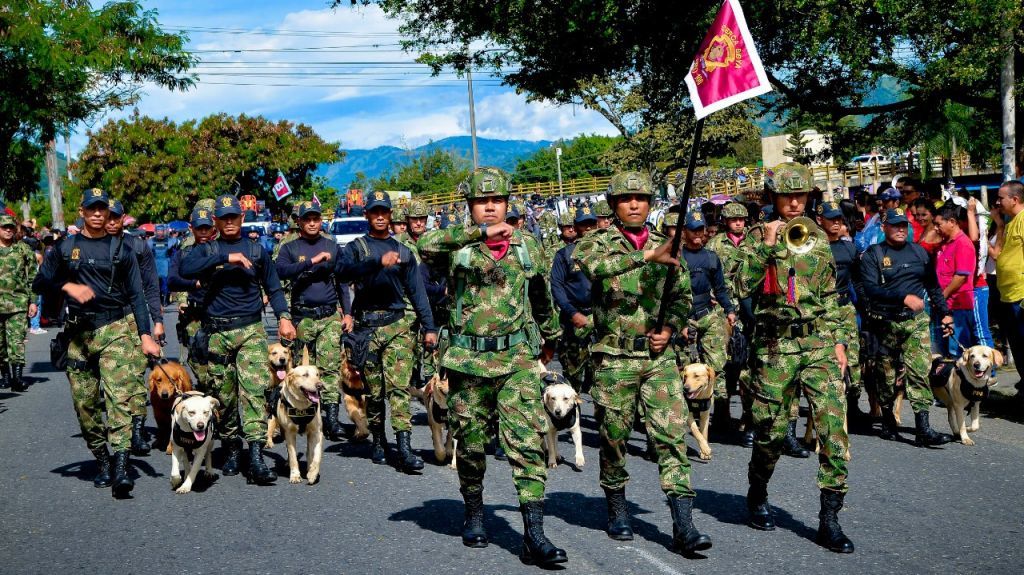 Desfile militar del 20 de Julio en Ibagué y sus héroes anónimos
