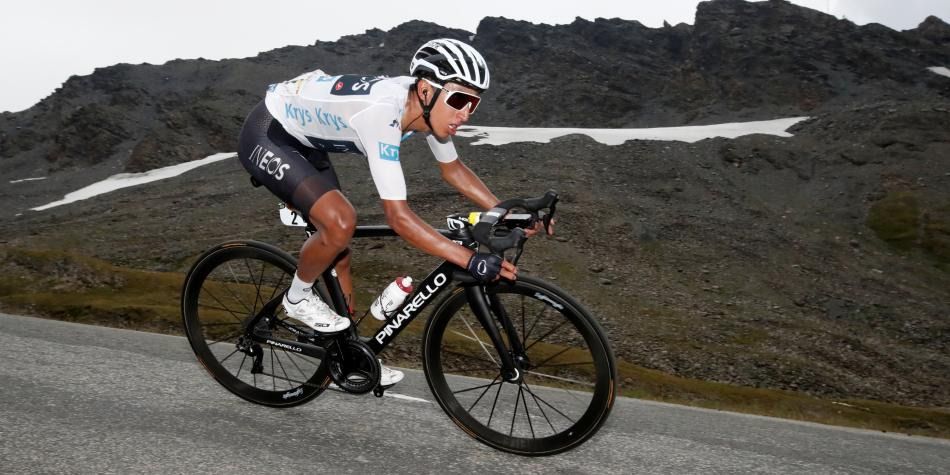 Egan Bernal gana la etapa 19 (neutralizada) y es el nuevo líder del Tour de Francia
