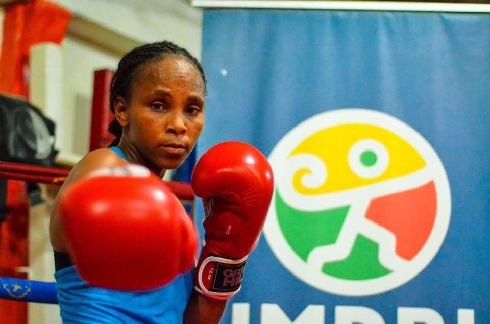 Ingrit Valencia se coronó campeona continental de boxeo en Ecuador