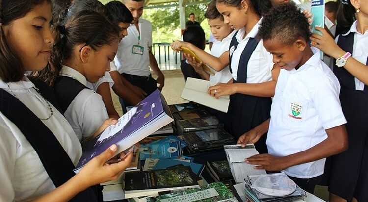 Inicia Librotón 2023, iniciativa para donar libros y cuadernos a niños vulnerables