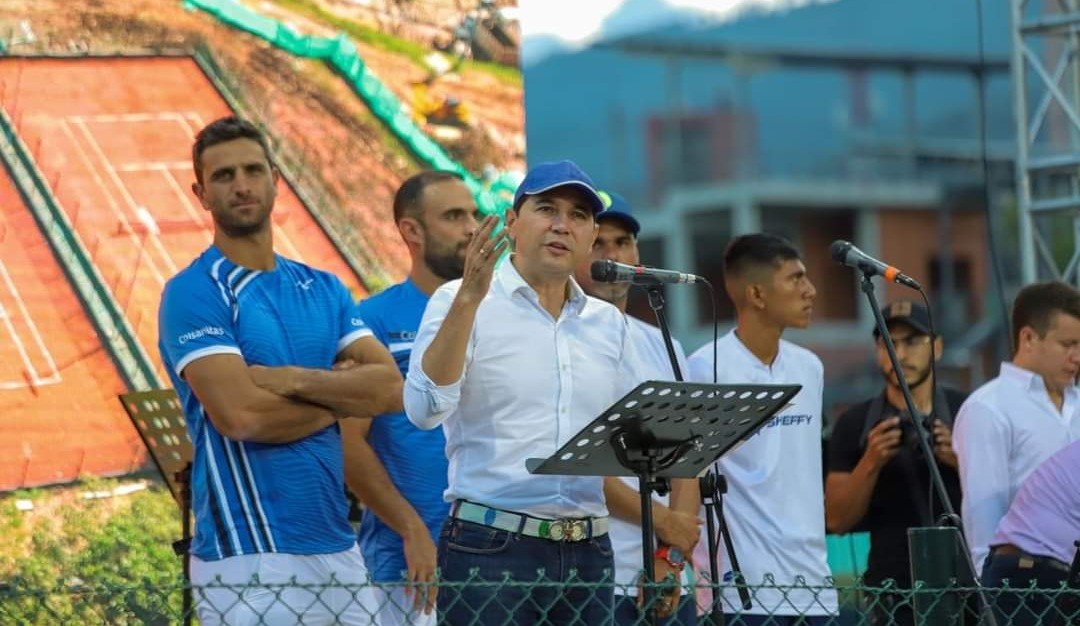La arrogancia de Hurtado contra la oposición: "Están escondidos en la ratonera"