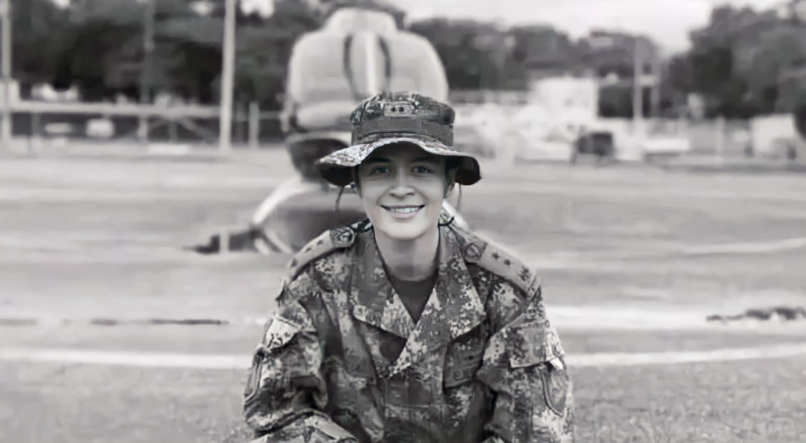 La primera mujer piloto de helicóptero UH1N murió en accidente aéreo