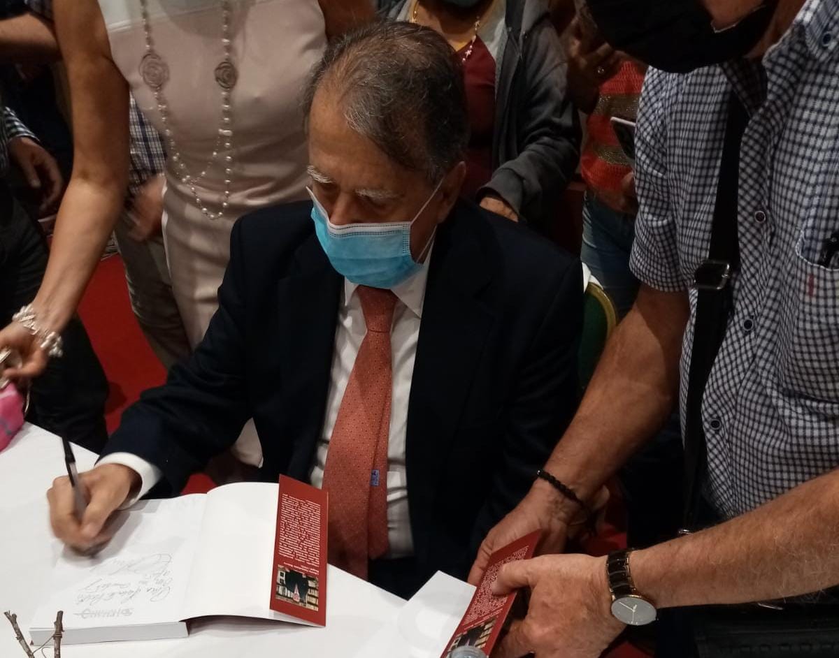 Lanzamiento del libro “Memorias Fragmentadas”, acto que se constituyó en una proclama política