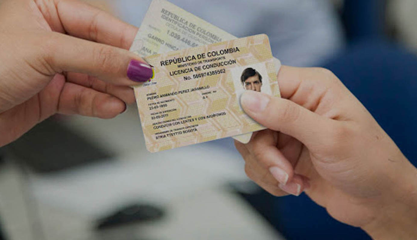 Ya no es necesario portar en físico la licencia de conducción