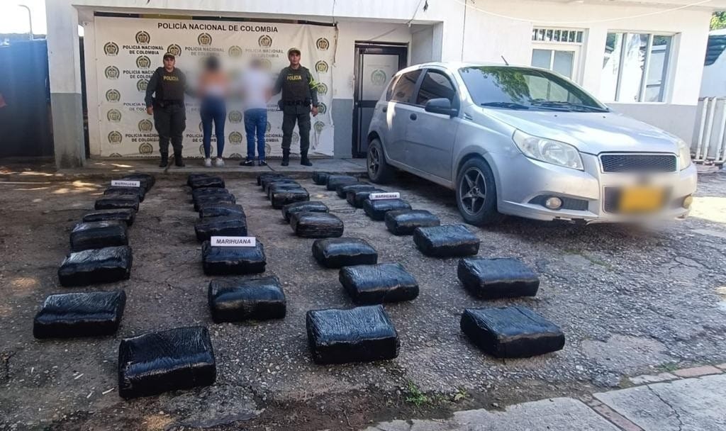 Los sorprendieron con más de 180 kilos de marihuana en la vía Castilla - Neiva