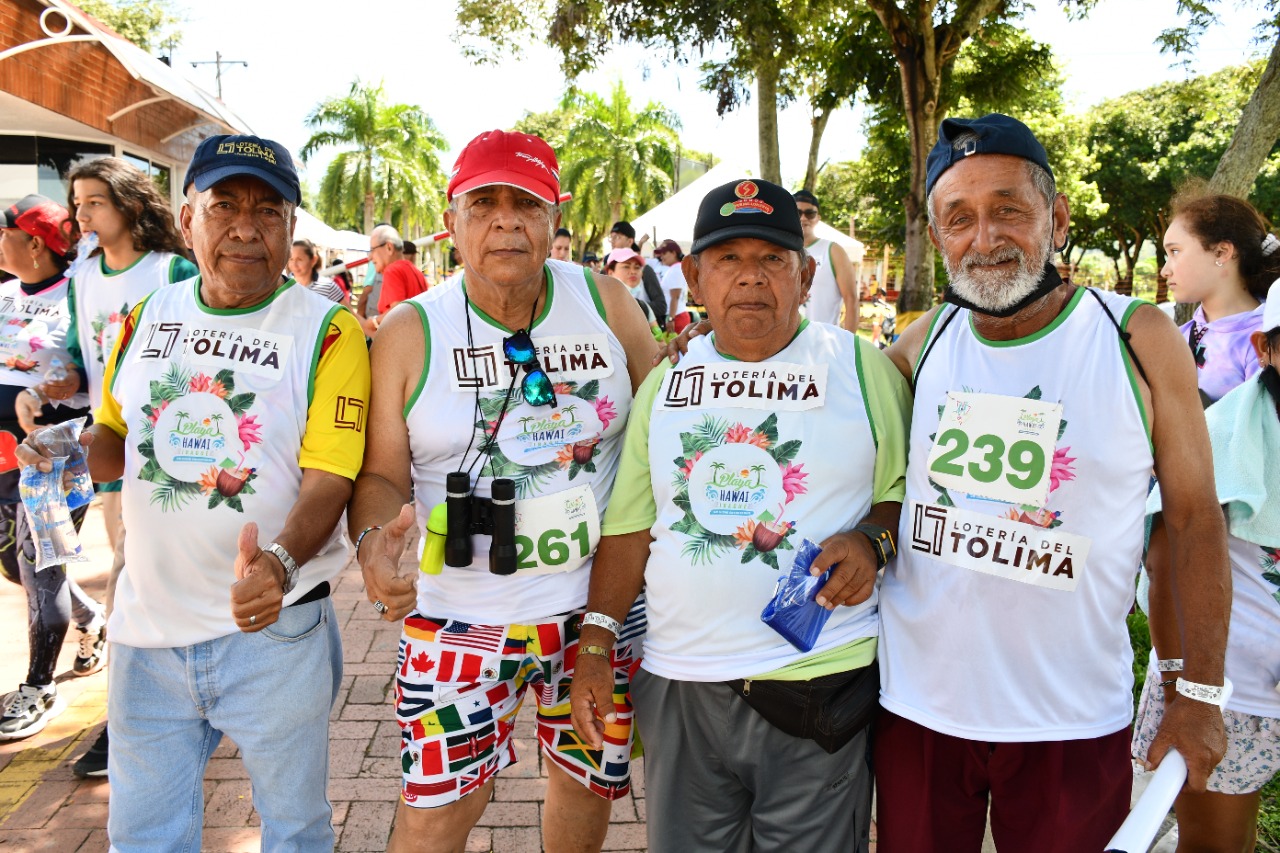 Loteros del Tolima recibieron un homenaje en el día del trabajo, con integración en Playa Hawai