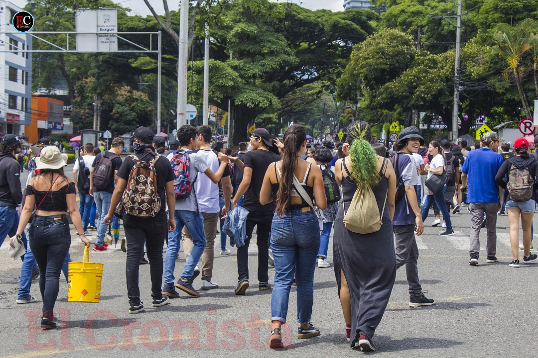 En ambiente tranquilo avanza protesta en Ibagué
