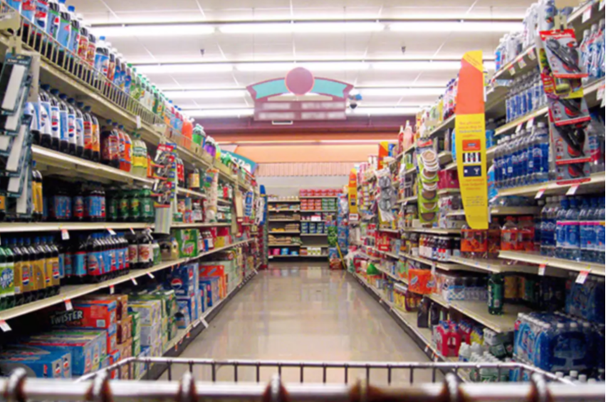 Más supermercados se unen a rebaja de precios en sus productos