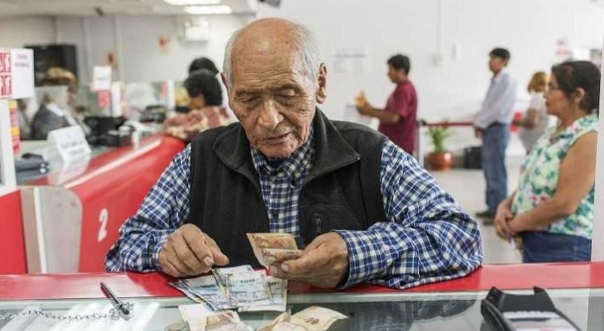 Mayores de 80 años recibirán pensión del Estado