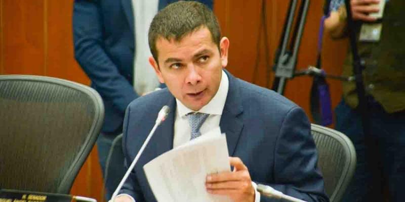 La enredada situación del senador Miguel Ángel Barreto