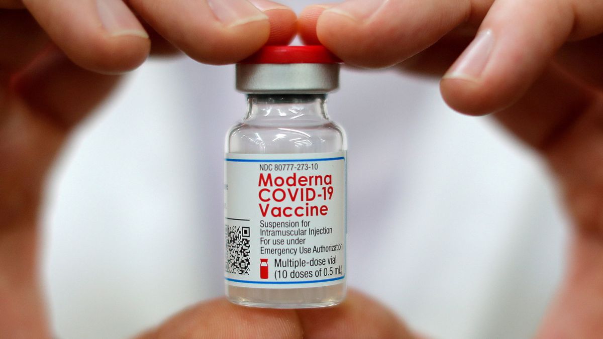 “No gasten las vacunas de Moderna en primeras dosis"