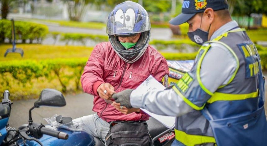 Motociclistas tendrían que renovar su licencia de conducción cada 3 años