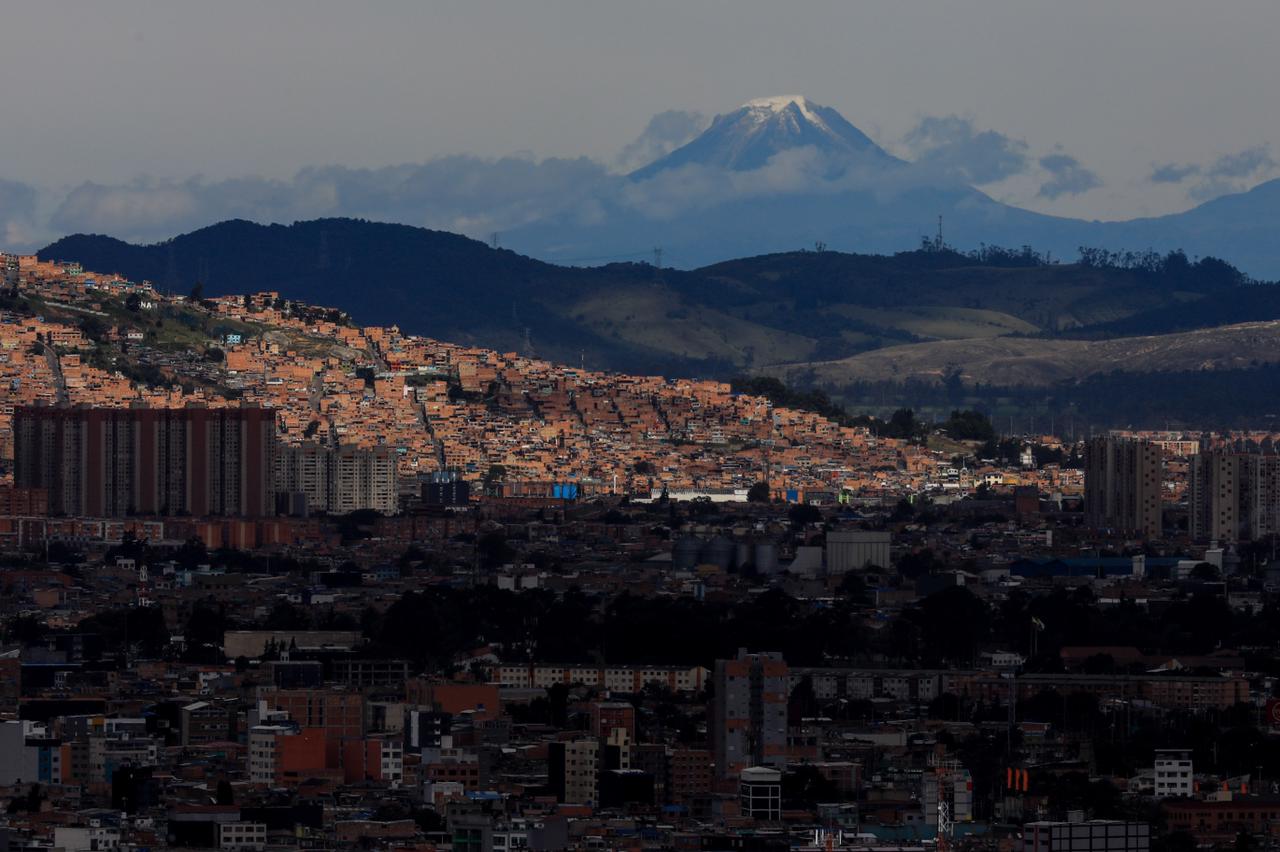 Así se vio desde Bogotá el majestuoso Nevado del Tolima