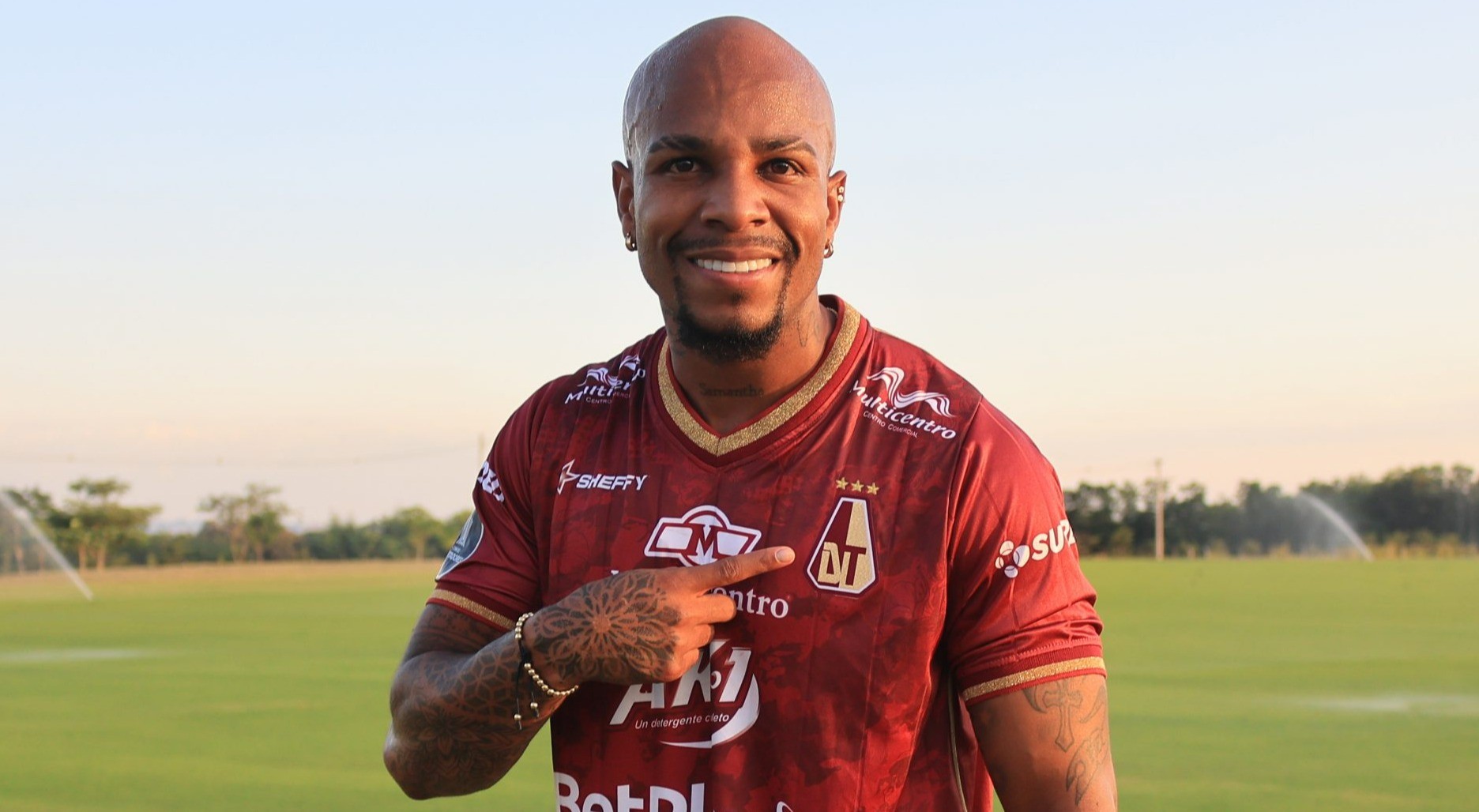 Nicolás Giraldo se va de Deportes Tolima