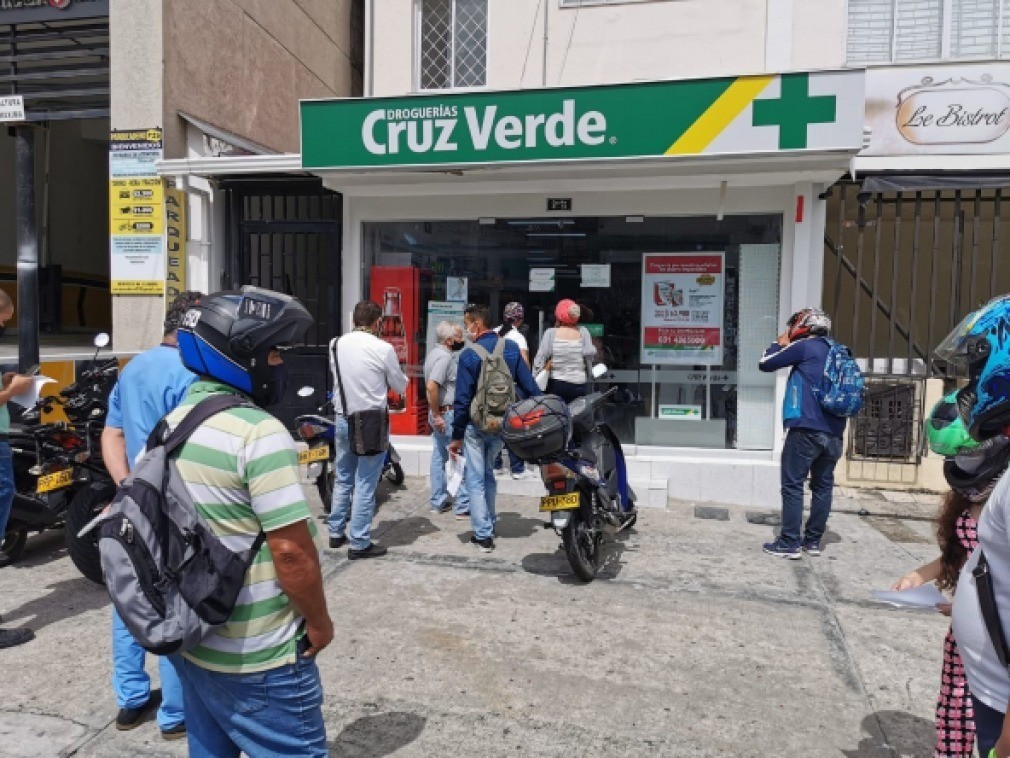 No paran las quejas contra Cruz Verde