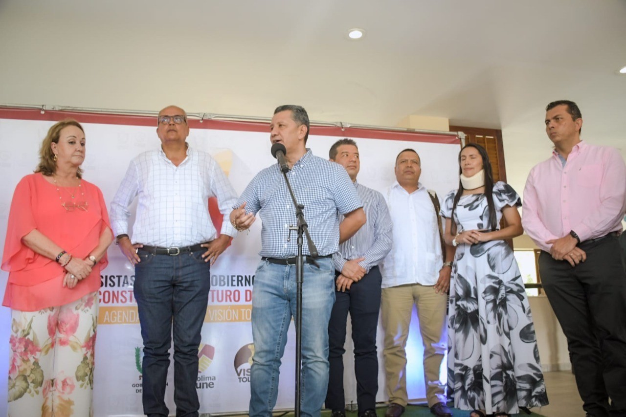 Orozco y congresistas del Tolima acuerdan trabajo conjunto, "sin importar colores políticos"
