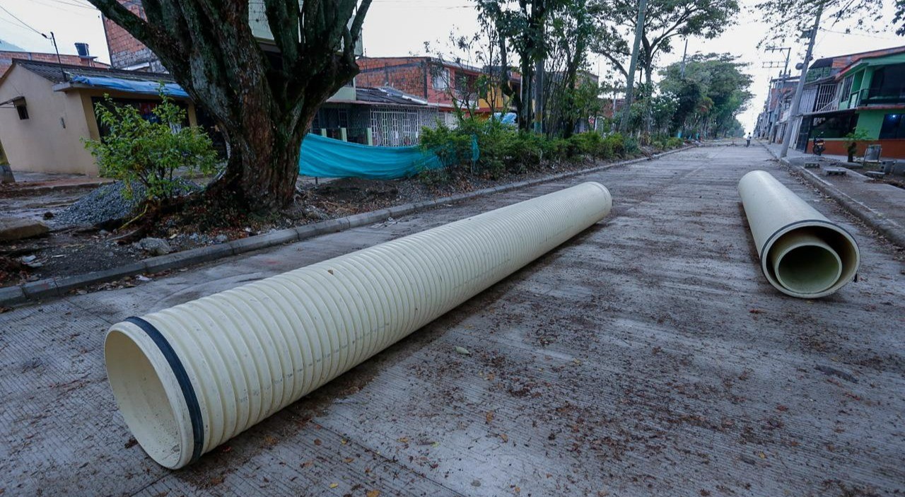 Avanza pavimentación de la Ciudadela Simón Bolívar en Ibagué