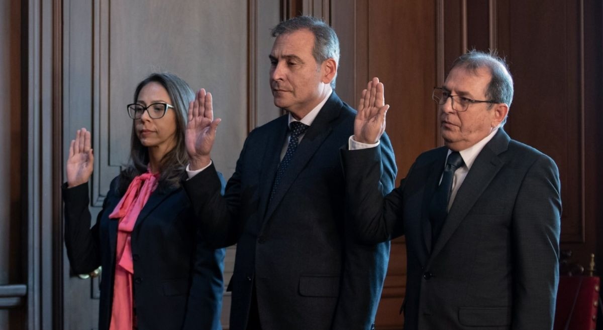 Petro posesionó a nuevos embajadores
