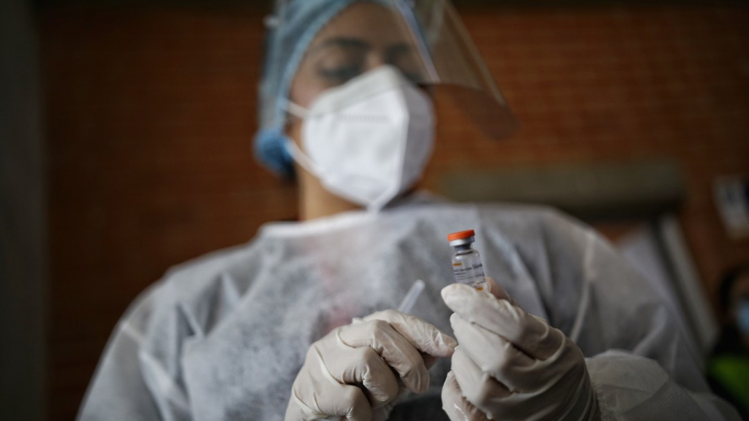 “Estamos entrando en un pico por Ómicron”: Minsalud