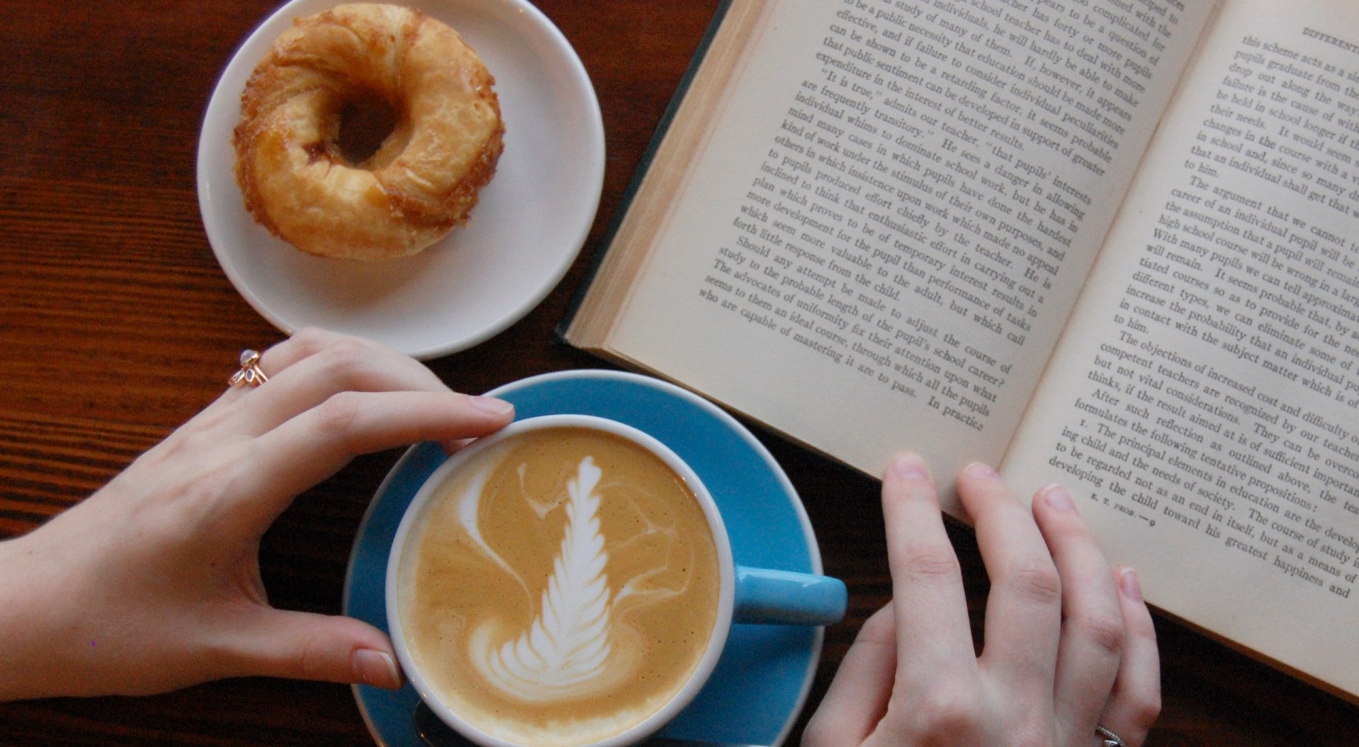 Poesía, café y cultura; la nueva apuesta comercial que abrirá en Ibagué