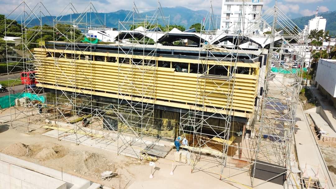 ¿Por qué tantos retrasos en la entrega del Coliseo de Combate?
