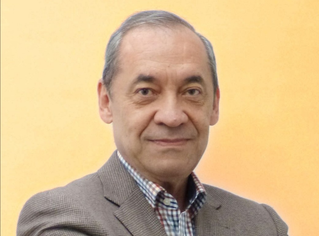 Postulan a Guillermo Pérez, como candidato al senado