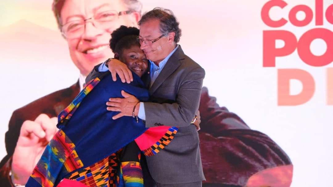 Primer mensaje del presidente electo Gustavo Petro: "es la primera victoria popular de Colombia"