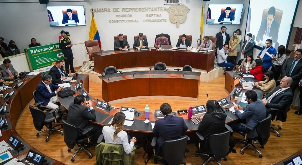 En un 85% avanzó la aprobación de la reforma a la salud