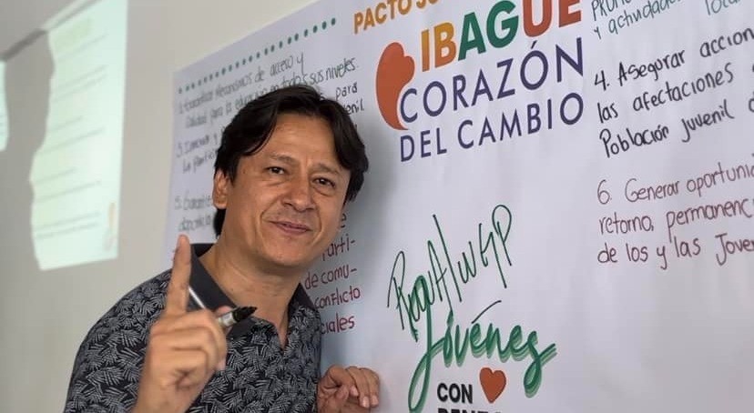 “En mi alcaldía con el SETP no habrá contratos leoninos”: candidato Renzo García
