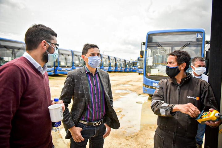 Hurtado en busca de buses eléctricos para el SETP de Ibagué