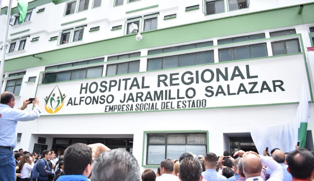 Madre sustituta a bebé de cuatro meses que habría sido abusada sexualmente