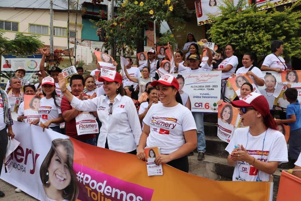 Continúan los cierres de campaña de Rosmery Martínez
