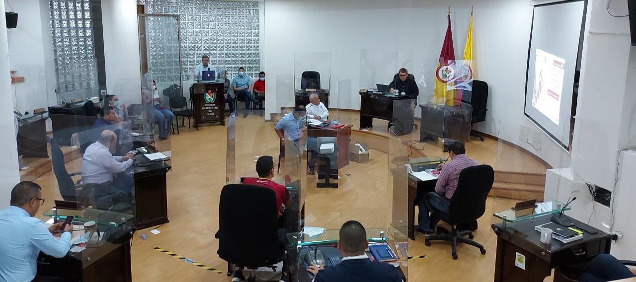 Secretario de Planeación y TIC rindió cuentas a la Asamblea Departamental del Tolima