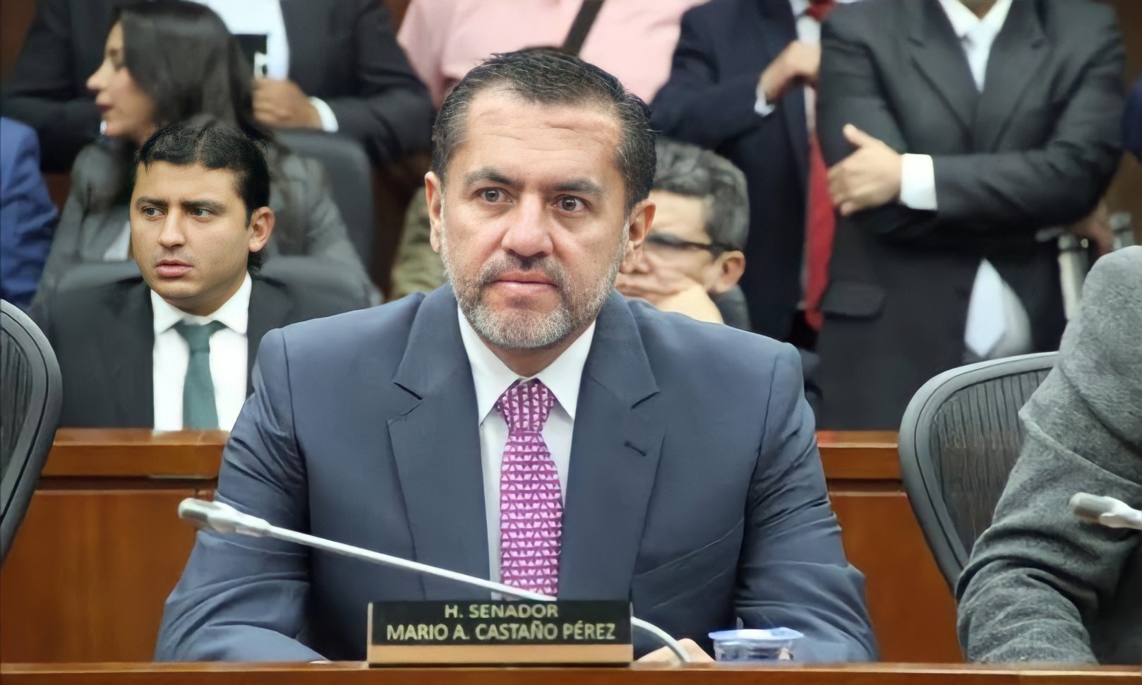 Los vínculos del senador Mario Castaño con la política del Tolima