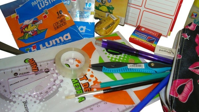 Comfatolima entrega kits escolares