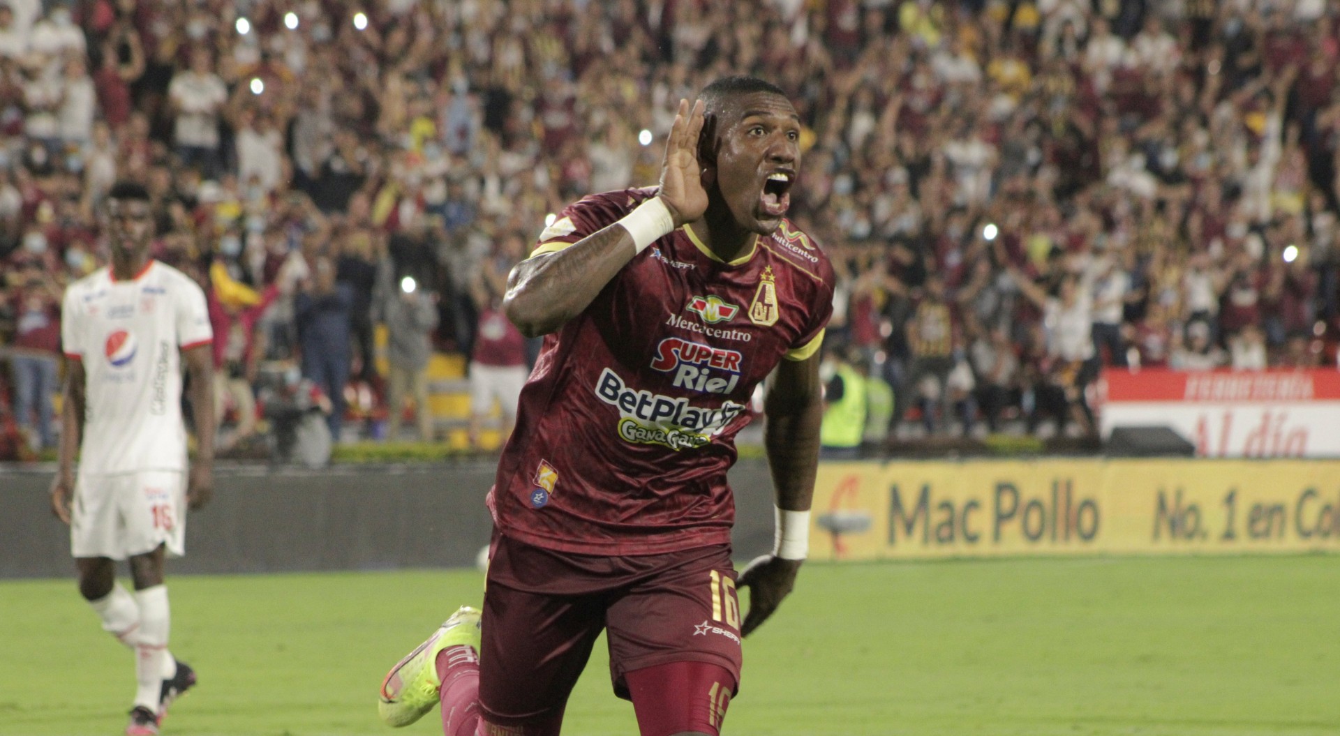 Sigue incierto el futuro de Sergio Mosquera