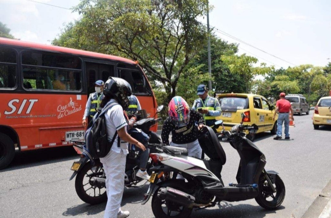 Precio del SOAT para motocicletas y transporte público bajará un 50 %