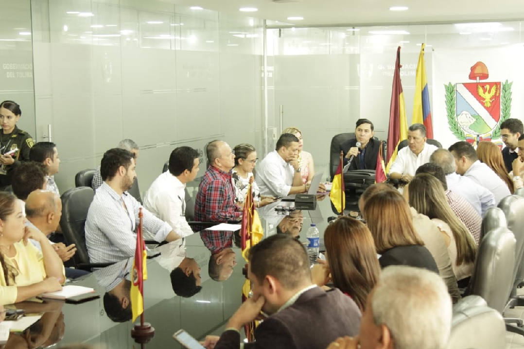 La Gobernación del Tolima le apuesta a las nuevas tecnologías en el sector textil del departamento