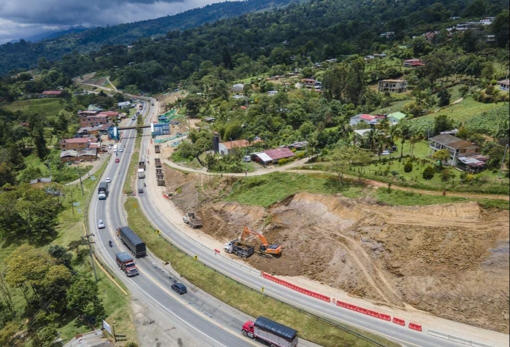 Suspenderán obras en la vía Melgar - Bogotá para evitar trancones en diciembre