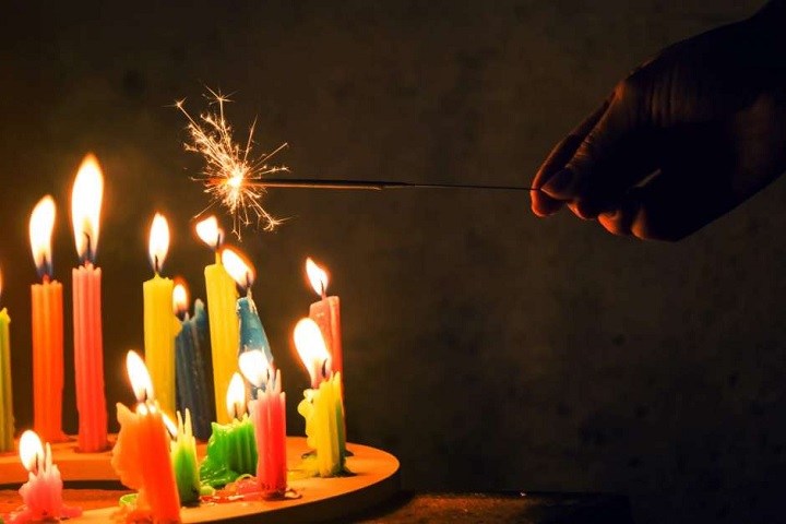 Cuidado con el alcohol al encender las velas