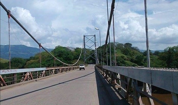 Tenga en cuenta los cierres en el puente Ospina y Maldonado de Purificación