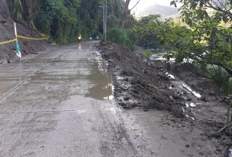 Cierre en la vía al Cañón del Combeima por obras de mitigación