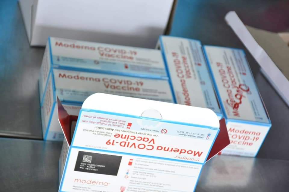 Tolima recibió nuevo lote de vacunas Sinovac, Moderna y Pfizer