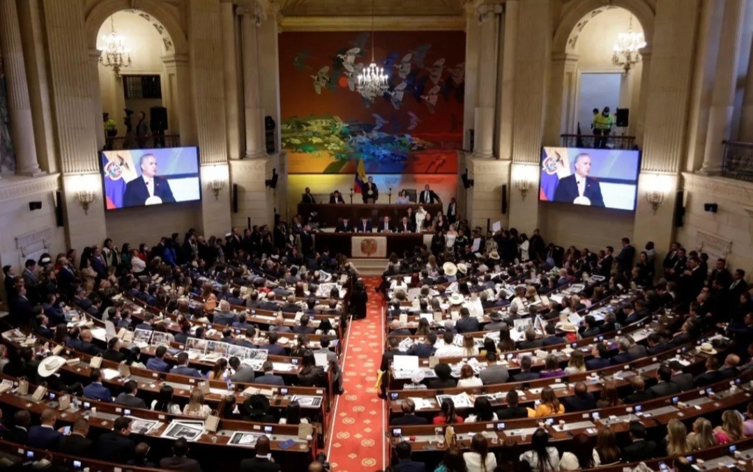 Toma fuerza la propuesta para bajar el sueldo de los congresistas el próximo año