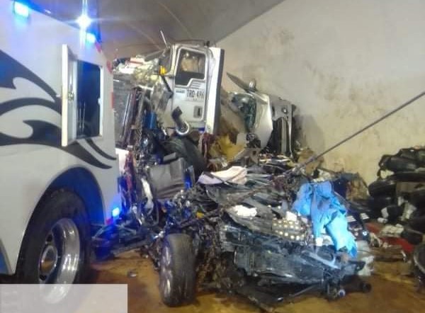 A 8 subió el número de muertos en el accidente de La Línea