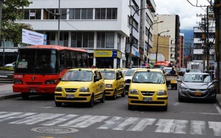 Aumenta a $2.000 el pasaje de buseta y a 4.800 la tarifa mínima de taxi en Ibagué
